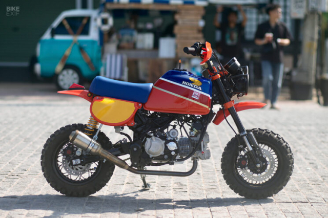 Honda Monkey do tao bao voi phong cach xe dua co dien lam toi xao xuyen - 4