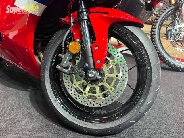 Tuong chung se bi khai tu Honda bat ngo cong bo gia ban cua CBR600RR 2025 tai Thai Lan - 11