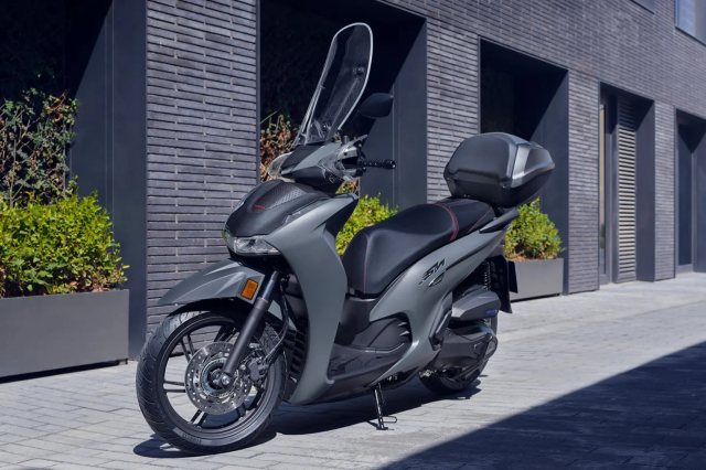 Cung toi soi Honda SH350i Y 2025 vua ra mat tai EICMA 2024 co gi khac biet so voi ban Viet Nam