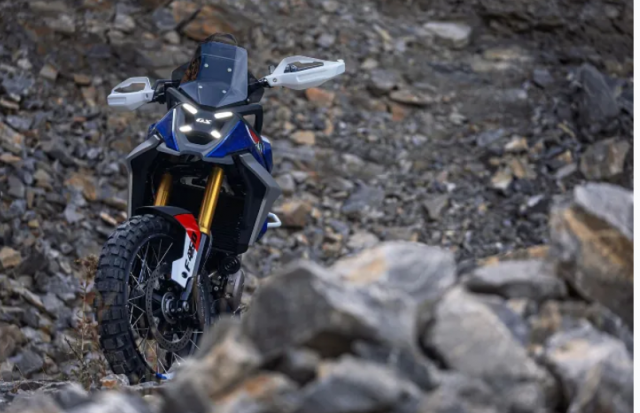 Hang xe Duc trinh lang Concept F450GS theo toi no la chiec xe thu nho cua R1300GS - 6