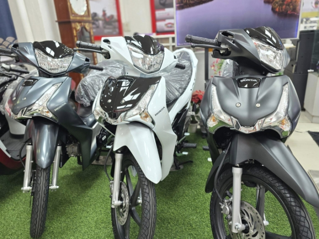 Hinh anh thuc te Honda Wave 125i 2025 tai dai ly Dep hon mong doi cho ngay ra mat tai Viet Nam - 4
