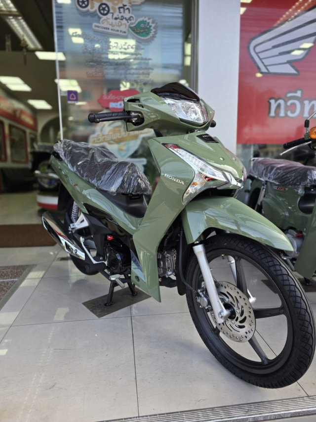 Hinh anh thuc te Honda Wave 125i 2025 tai dai ly Dep hon mong doi cho ngay ra mat tai Viet Nam - 6
