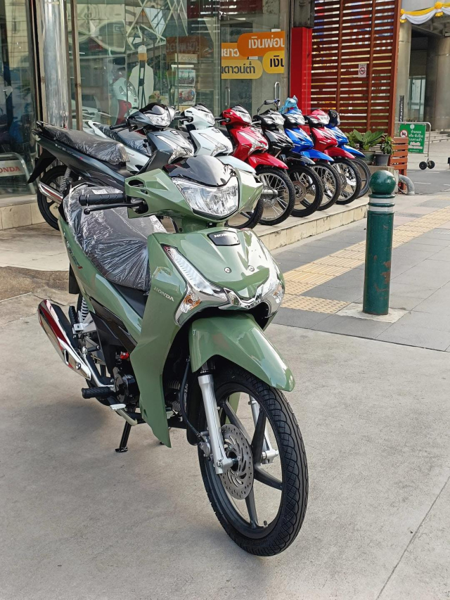 Hinh anh thuc te Honda Wave 125i 2025 tai dai ly Dep hon mong doi cho ngay ra mat tai Viet Nam - 8