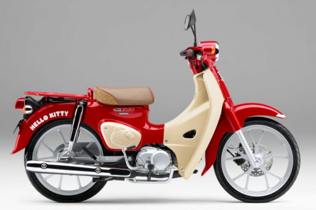 Honda chieu fan khi ra mat bo doi Super Cub phien ban dac biet ky niem 50 nam Hello Kitty - 12