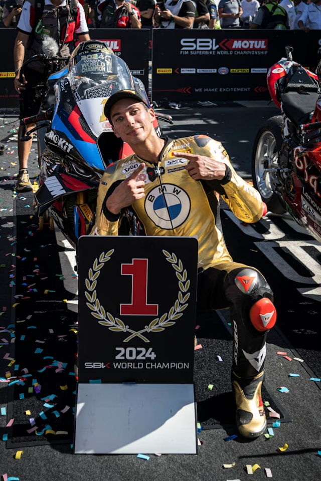 BMW M1000RR WSBK Champion 2024 lo dien mau xe dac biet chao mung chuc vo dich the gioi WorldSBK - 4