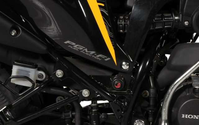 Honda vua ra mat the he 20 cho mau xe doi thu cua Yamaha WR155R hien dai hon voi phanh ABS - 10