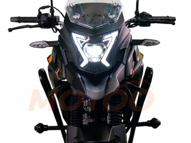 Tan binh may cay dia hinh vua trinh lang de doa su thong tri cua Honda Bros 160 Yamaha Cross 150