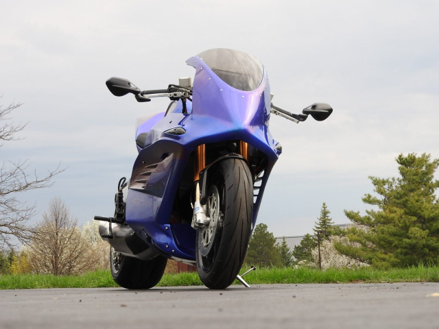 MTT 420RR 25th Anniversary ra mat khien Ninja H2R Lightning LS218chi con lai cai ten