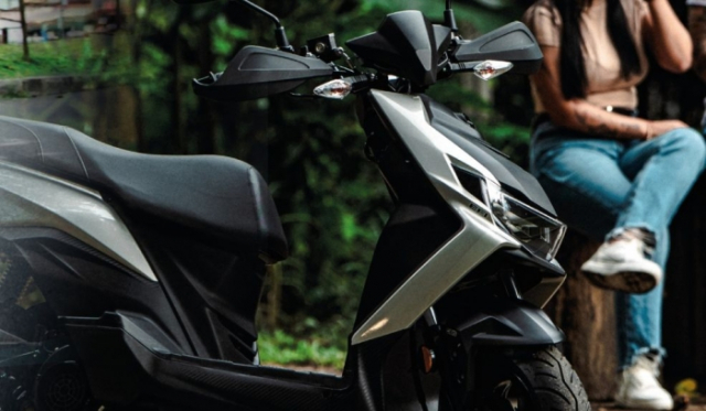 Dynamic RX 150 doi thu moi cua Vario 160 Goc canh hon gon dep hon va nhieu trang bi hon