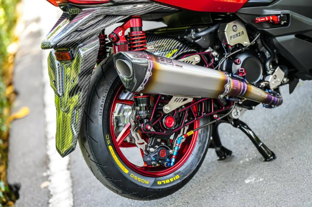 Honda Forza 350 do full RED vo cung ruc ro den tu Ladprao71 - 10