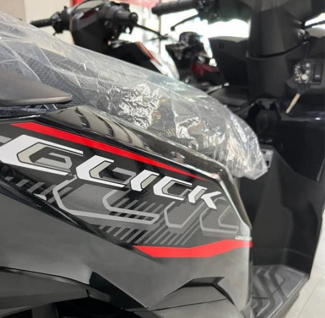 Hinh anh thuc te Honda Click 125 2025 tai dai ly Cuon hut tu ngoai hinh den tien nghi