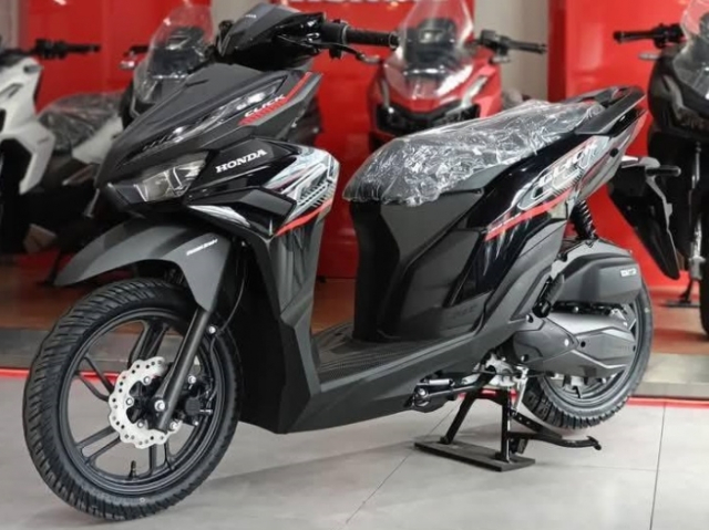 Hinh anh thuc te Honda Click 125 2025 tai dai ly Cuon hut tu ngoai hinh den tien nghi - 4