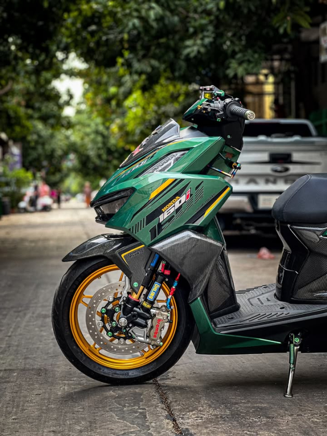 Honda Vario 160 cua biker Thai Lan do co nay AE thay sao