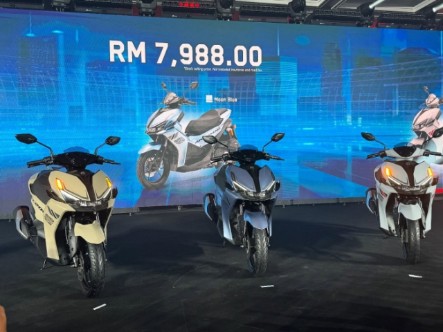 AX200S ban sao thu vi cua Yamaha NVX vi co the go dau ban chinh trong mot not nhac - 4