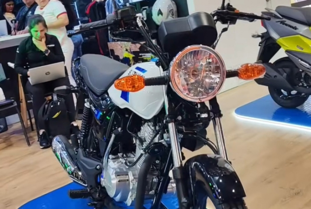 Boc tran Suzuki AX4 2025 vua ra mat chiec xe con tay 110cc co phanh ABS gia chi 37 trieu dong - 4