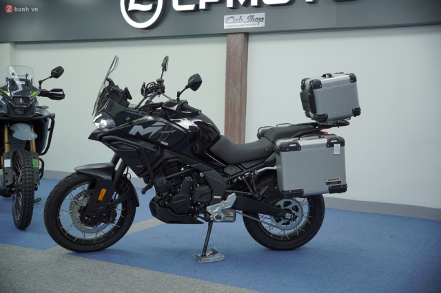 CFMoto 700MT ve Viet Nam voi gia ban chua den 200 trieu Dong Mon hoi cho dan me touring - 17