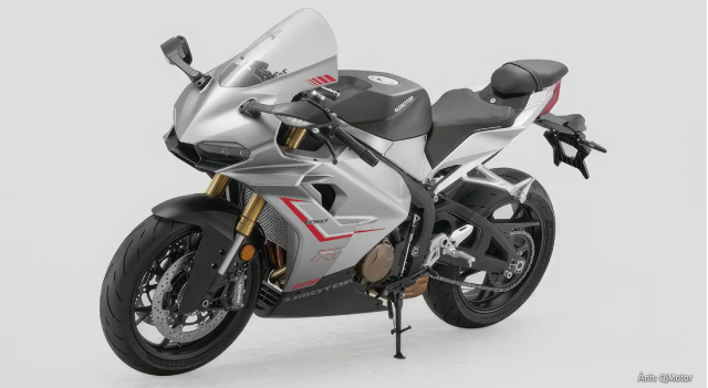 Chien binh Trung Hoa QJMotor SRK650R thach thuc Honda CBR650R