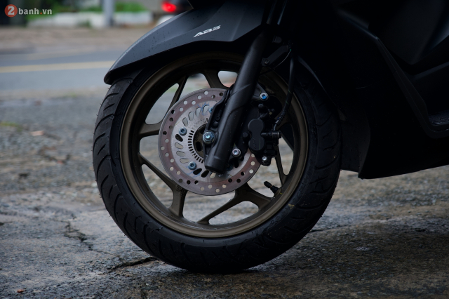 Cuoi cung Honda PCX160 2025 phien ban RoadSync cung da ve Viet Nam voi gia ban hon 90 trieu VND - 12