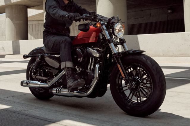 HarleyDavidson va bai toan tim lai nguoi ham mo dong Sportster - 4