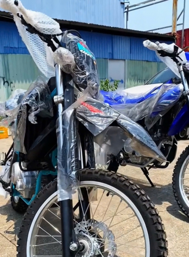 Hinh anh thuc te cua Yamaha WR155R 2025 vua cap ben thi truong Viet Nam voi gia ban hap dan - 7