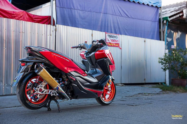 Honda Forza 350 do day noi bat voi dan trang bi khet let - 17