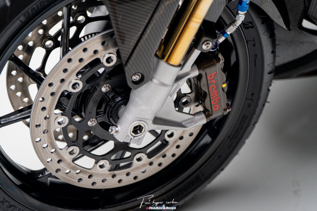 Honda Forza750 do sieu pham Carbon hoa khien moi anh nhin guc nga - 17