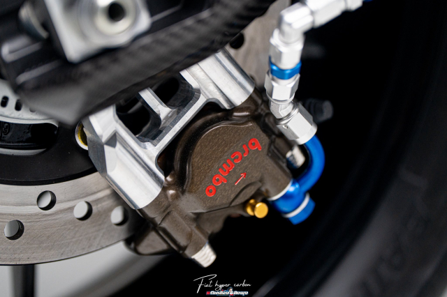 Honda Forza750 do sieu pham Carbon hoa khien moi anh nhin guc nga - 24