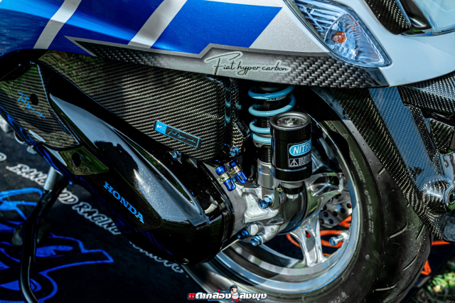 Honda Giorno choi lon voi phong cach Gao Bac - 17