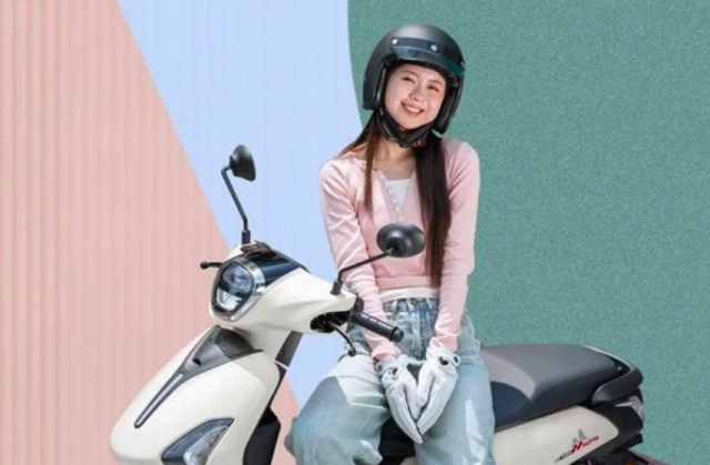 Honda vua tung ra mau xe ga 125 moi co phanh ABS man hinh TFT gia cao nhat chi 37 trieu Dong