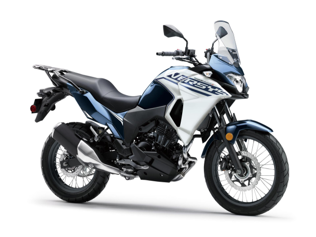 Kawasaki VersysX 300 2025 trinh lang Van chat nhu ngay nao nay them phan ruc ro