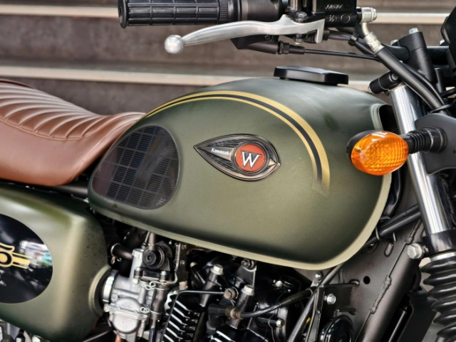 Kawasaki W175 SE hien dang co gia ban re nhat tu truoc den nay tai Viet Nam