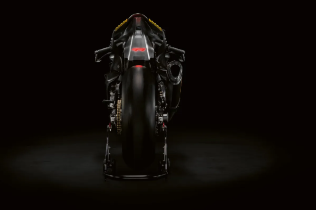 BMW Concept RR bat ngo xuat hien khien AE dung ngoi khong yen - 6