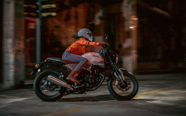 Nhin co dien vay thoi Honda CB190SS 2025 vua ra mat co ca ABS TCS va rat tiet kiem xang