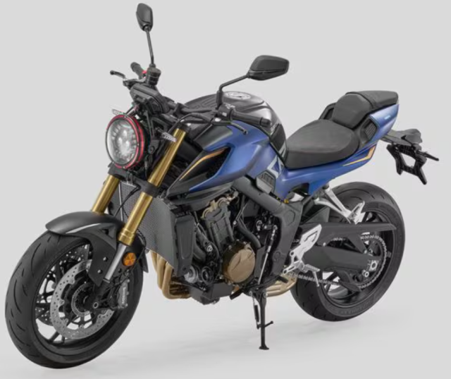 QJMotor tung mua xe moi SRK 700 bon xylanh va SRV 600 V2 so tu dong - 4
