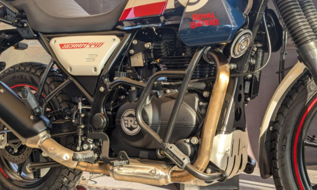 Royal Enfield Scram 440 Vap nga dau tien va cach hang nhanh chong vuc day niem tin nguoi dung - 4