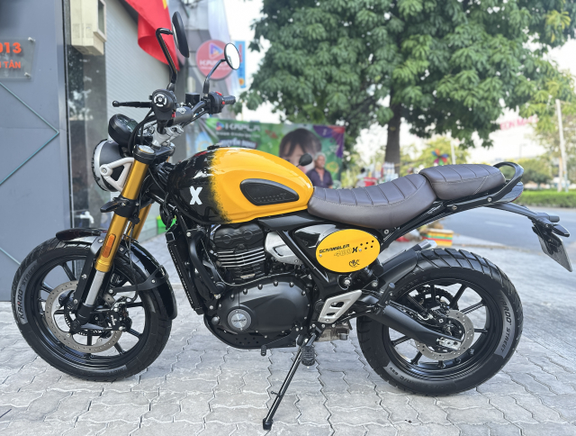 Triumph Scrambler 400X - 9