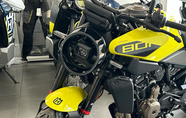 Tuyet tac moi Vitpilen 801 cua Husqvarna chinh thuc do bo Hy Lap