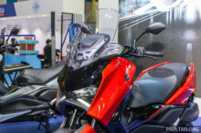 Yamaha XMax 250 2025 ra mat Giu nguyen dong co nang cap du khien fan hai long