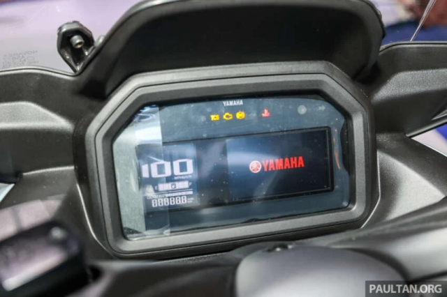 Yamaha XMax 250 2025 ra mat Giu nguyen dong co nang cap du khien fan hai long - 6