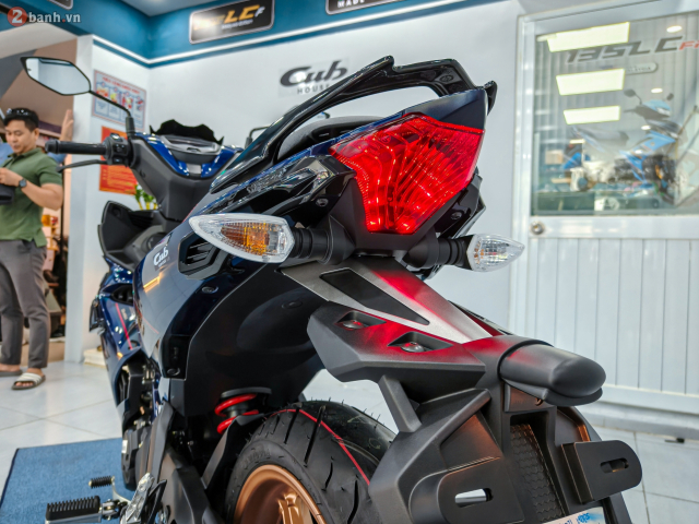 Yamaha Y15ZR SE bat ngo do bo ve Viet Nam voi so luong chi von ven 25 chiec - 26