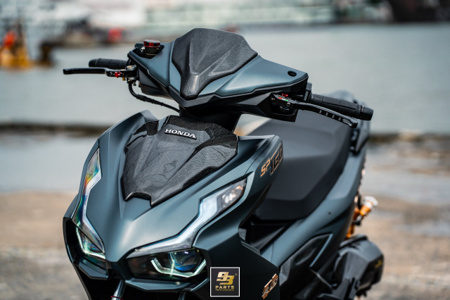 Air Blade 160 do cang det cung dan do choi xin so Nhin La Me - 4