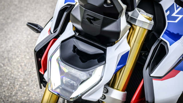BMW R1300R 2025 Quai thu hypernaked da nhan cach den tu xu Bavaria - 6