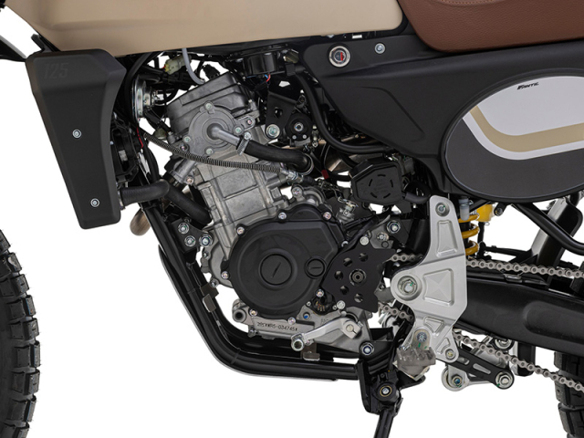 Caballero Rally 125 chiec xe Scrambler pho thong phu hop voi moi nguoi - 5