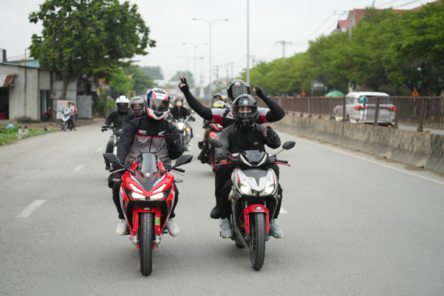 Hanh trinh 84 Honda Biker tiep tuc lan banh tu TPHCM den Ta Dung voi su tham gia cua gan 200 biker - 8