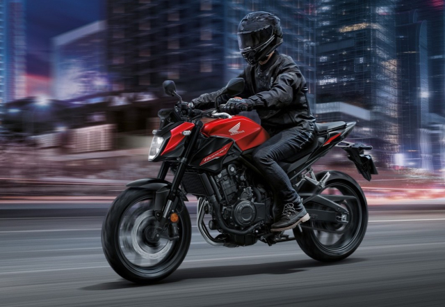 Honda Hornet 500 2025 ke thua di san nang tam trai nghiem