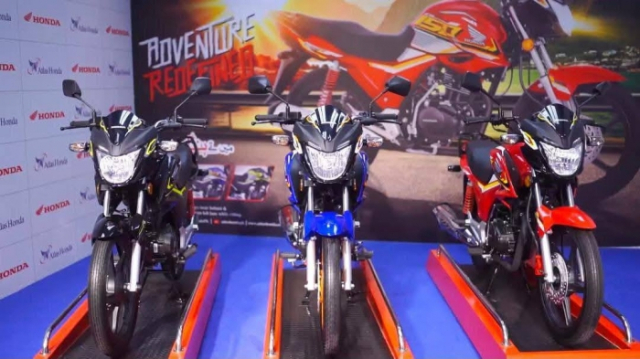 Honda ra mat mau xe con tay 150cc moi voi gia ban vao khoang 40 trieu Dong