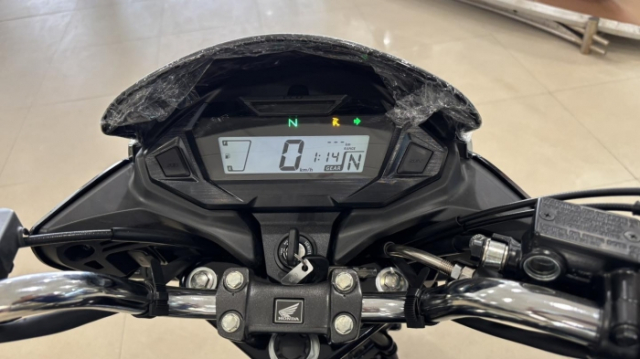 Honda Shine 125 2025 mau xe con tay vua ra mat voi gia chi khoang 23 trieu Dong - 4