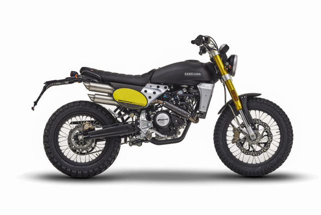 Kham pha Fantic Caballero Scrambler 125 2025 vua ra mat Chat Scrambler me hoac moi dang may rau - 8