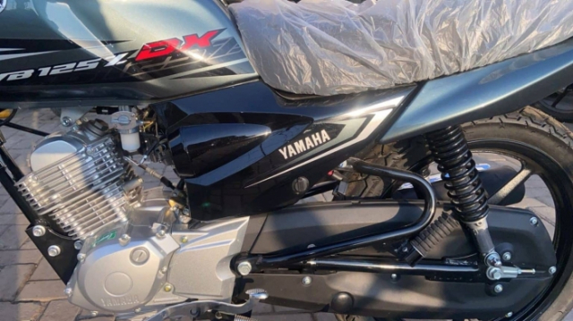 Kham pha mau xe con tay Yamaha YB125Z DX 2025 vua ra mat voi gia quy doi chi 37 trieu Dong - 5