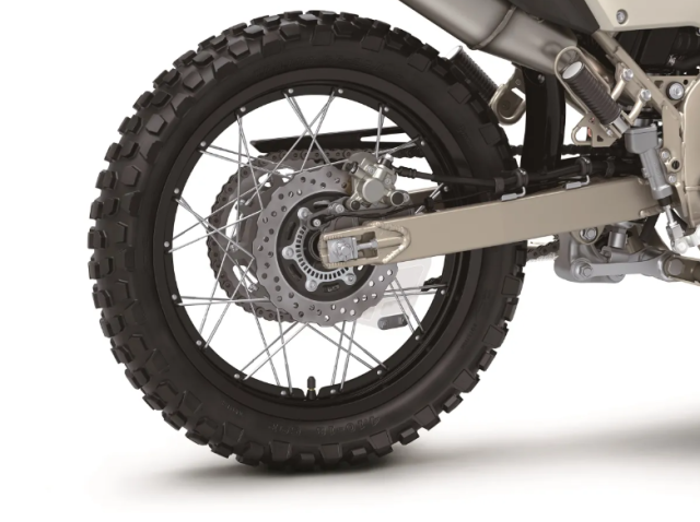 KLX230 Sherpa S va DF 2026 bo doi tan binh dang gia cho dan me xe da dung - 12
